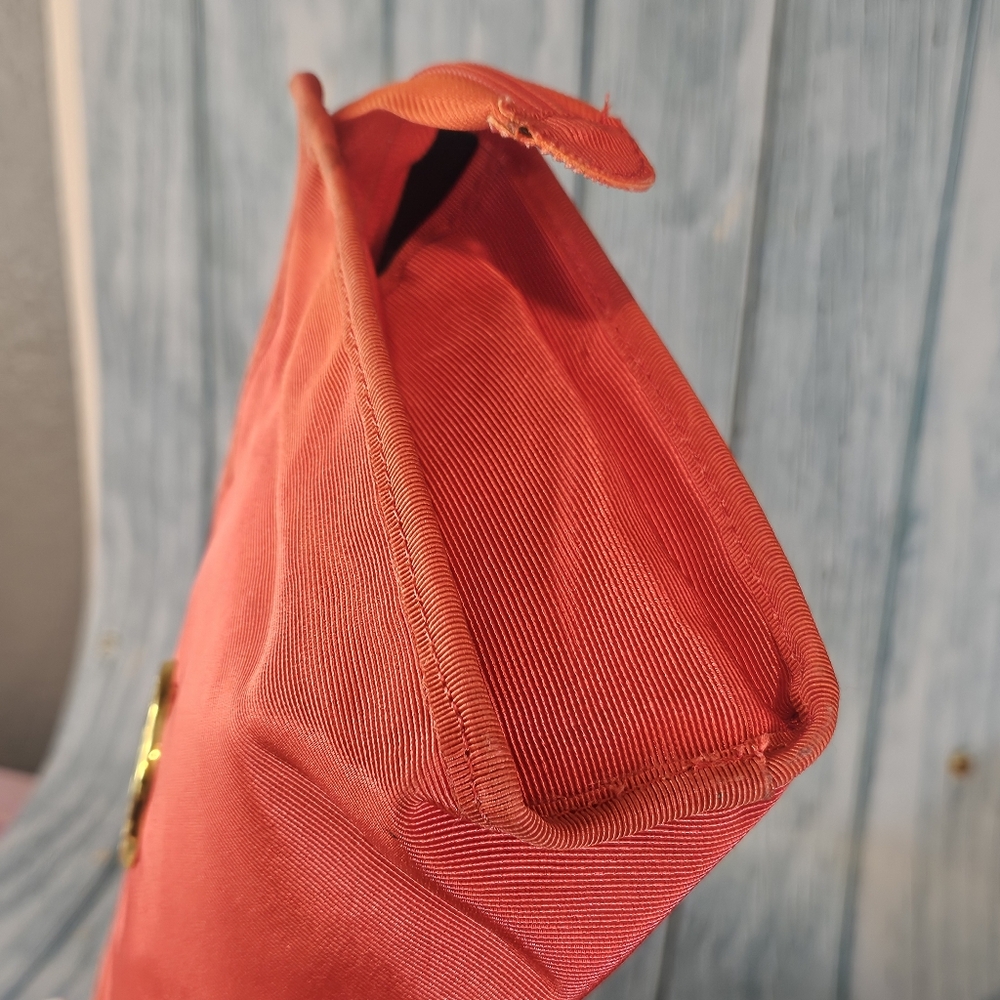 π₯Valentino Garavani Clutch/Zippered Vintage Canvas Coral Red Bagπ₯ - Picture 7 of 15